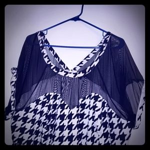 Torrid BLACK & WHITE HOUNDSTOOTH BENGALINE ILLUSIO
